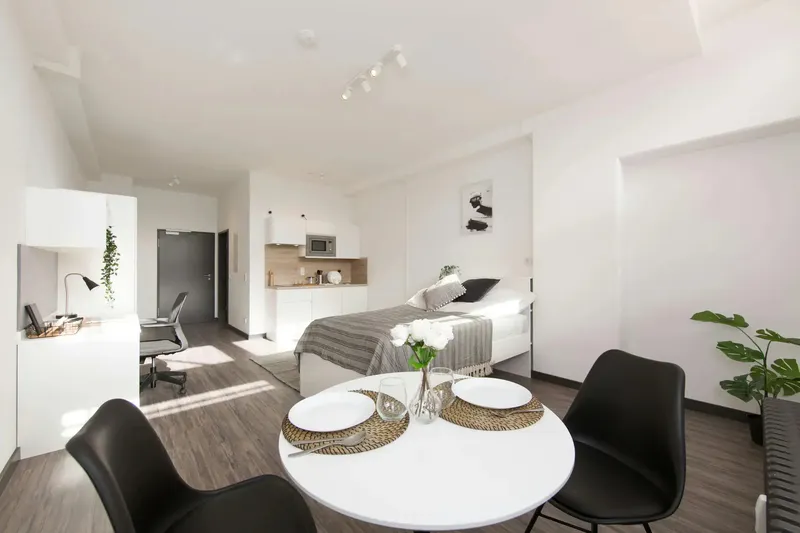 Zuhause mit 1 Zimmer in Berlin Zehlendorf — photo 1